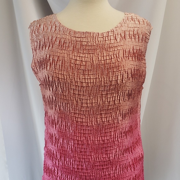 Petite Sophisticate Tops - Petite Sophisticate hombre pink top